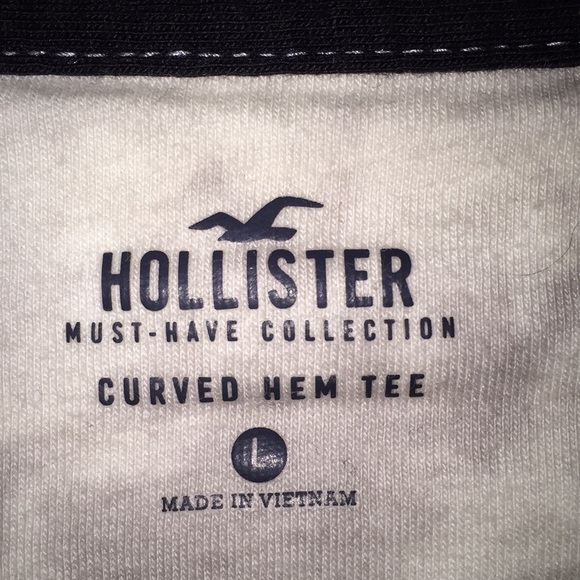 Hollister Men’s Tie Dye Tee - Picture 3 of 3